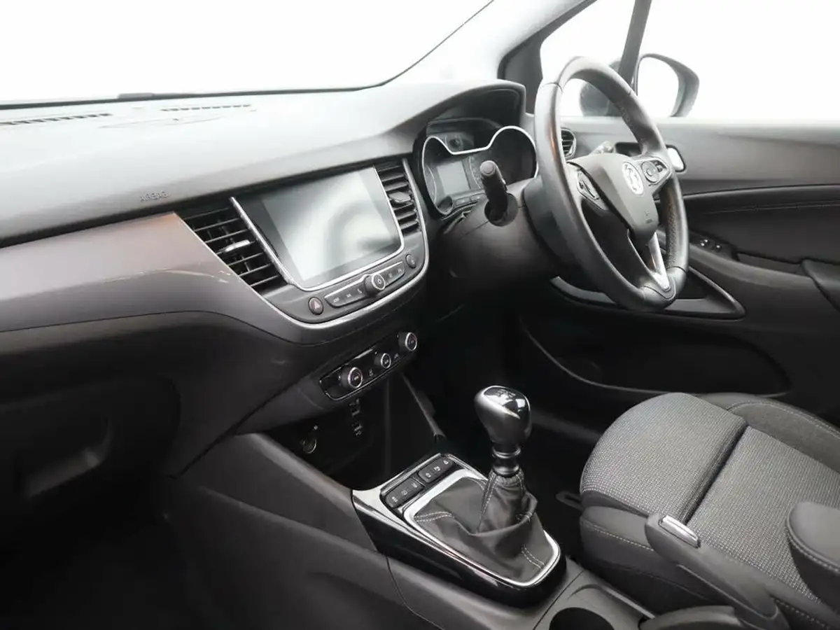 2022-vauxhall-crossland-15-elite-edition-110ps-big-12