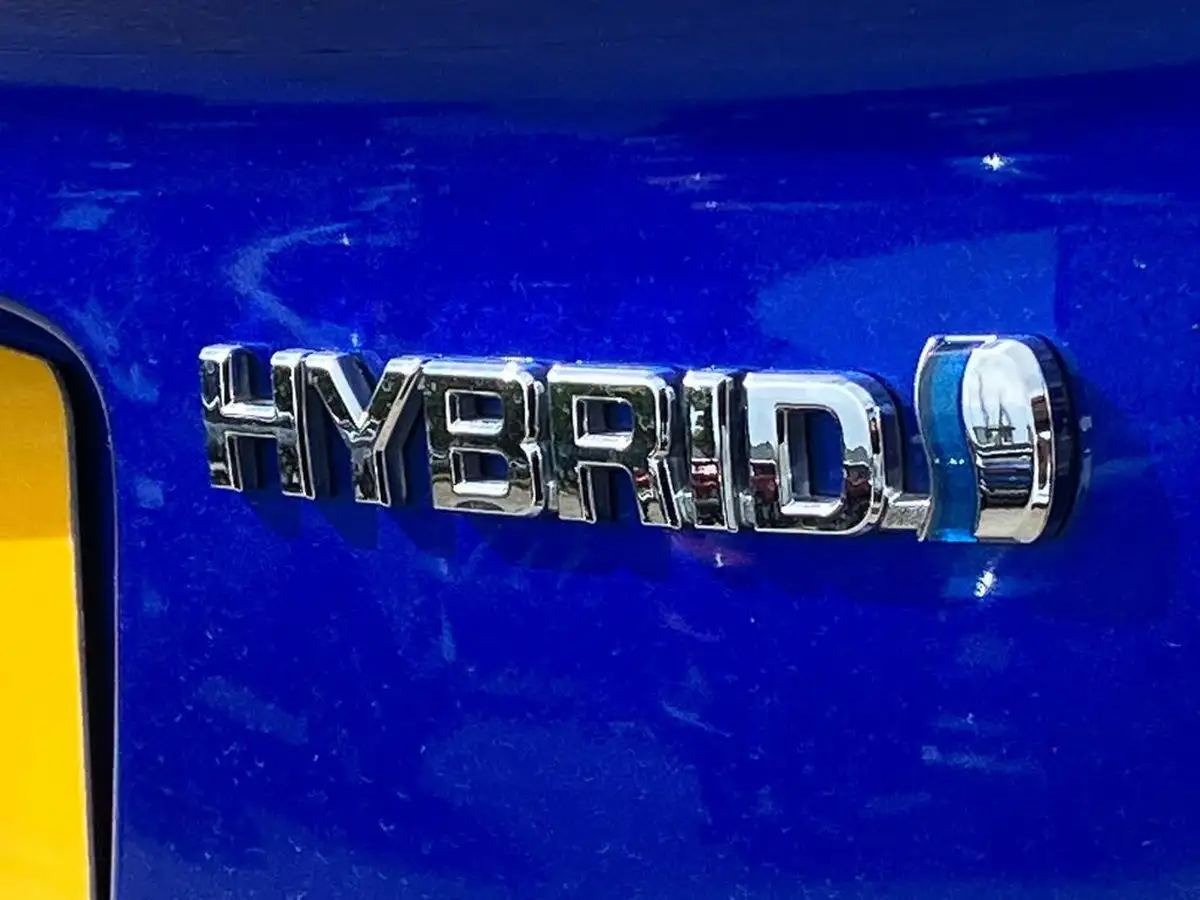 2020-toyota-c-hr-18-vvt-i-icon-parking-pack-big-43