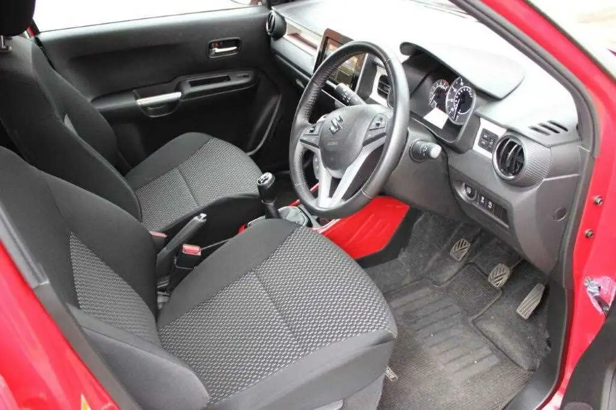 2022-suzuki-ignis-12-dualjet-sz5-big-16
