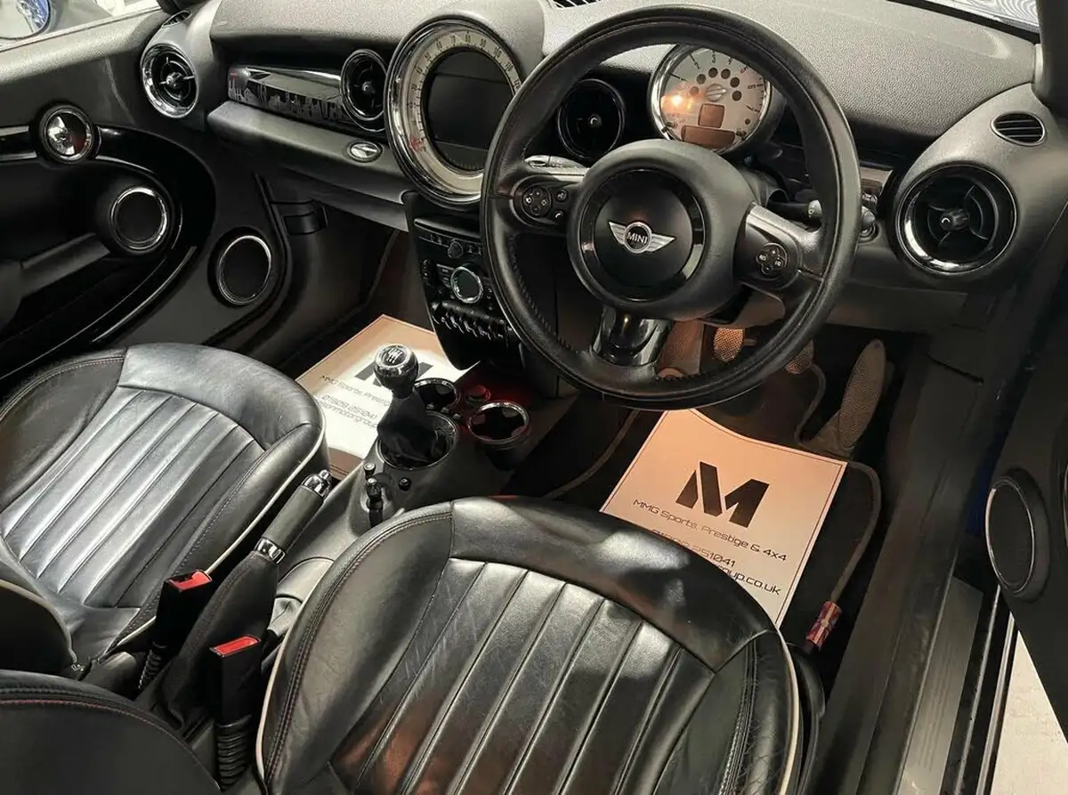 2012-mini-cooper-16td-cooper-d-112bhp-london-12-edn-hatchback-3d-big-3
