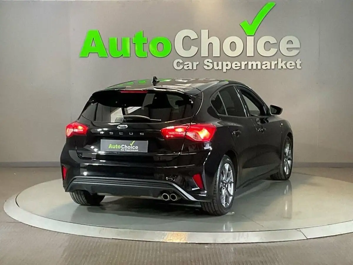 2019-ford-focus-10t-st-line-hatchback-big-15