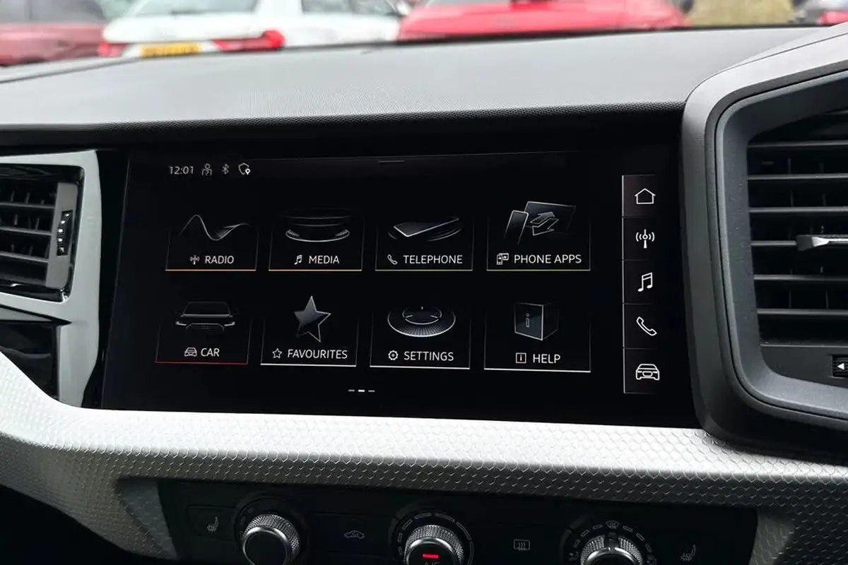 2023-audi-a1-10-30-tfsi-s-line-big-11
