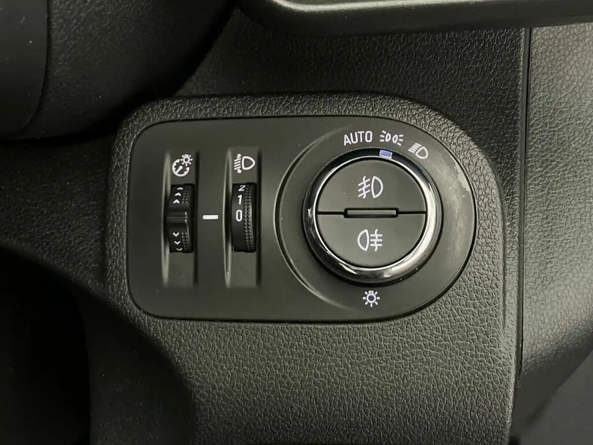 2020-vauxhall-combo-life-15-energy-100ps-7st-big-36