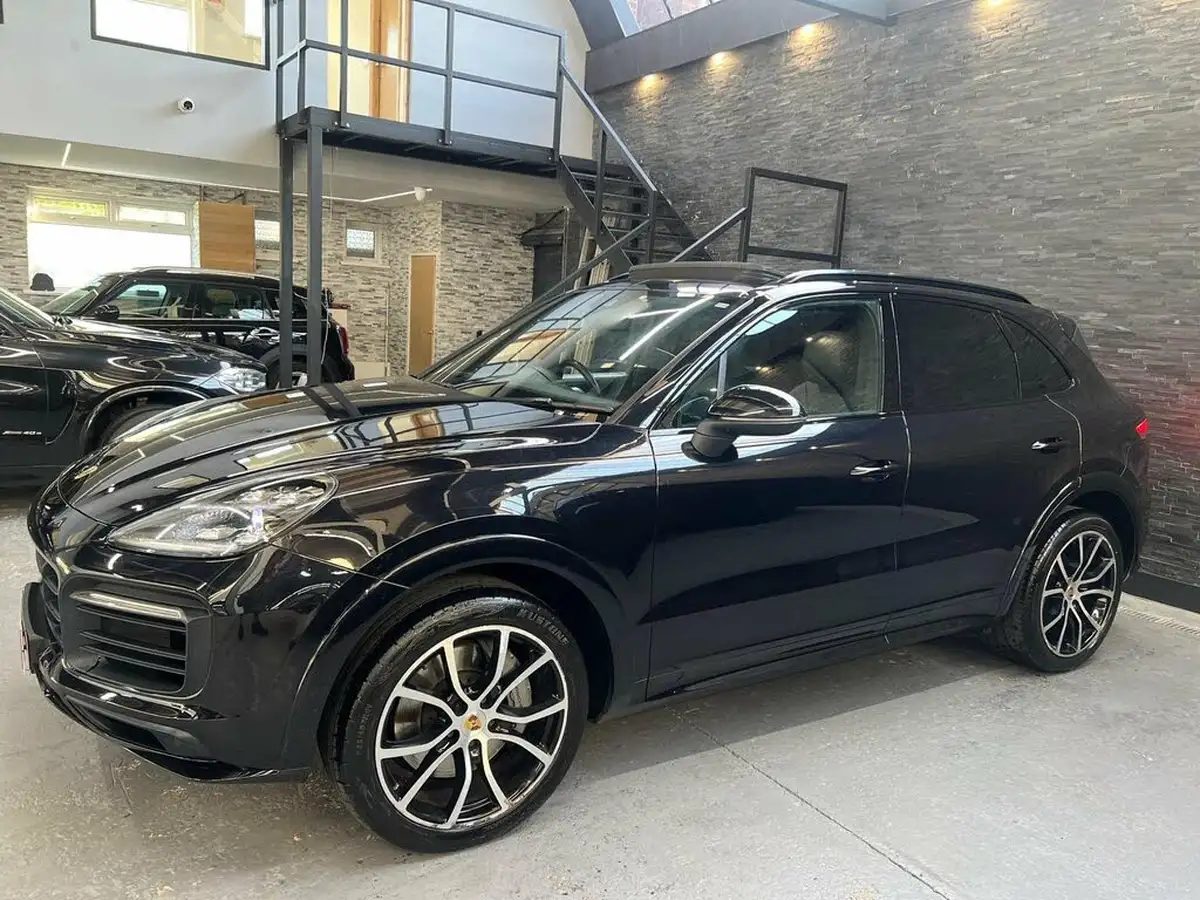 2019-porsche-cayenne-30-v6-s-big-6