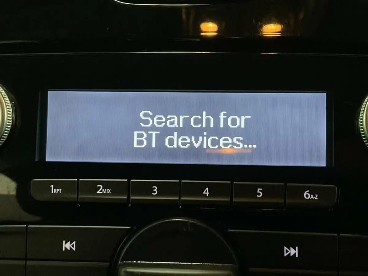 2019-renault-captur-09-tce-play-big-57