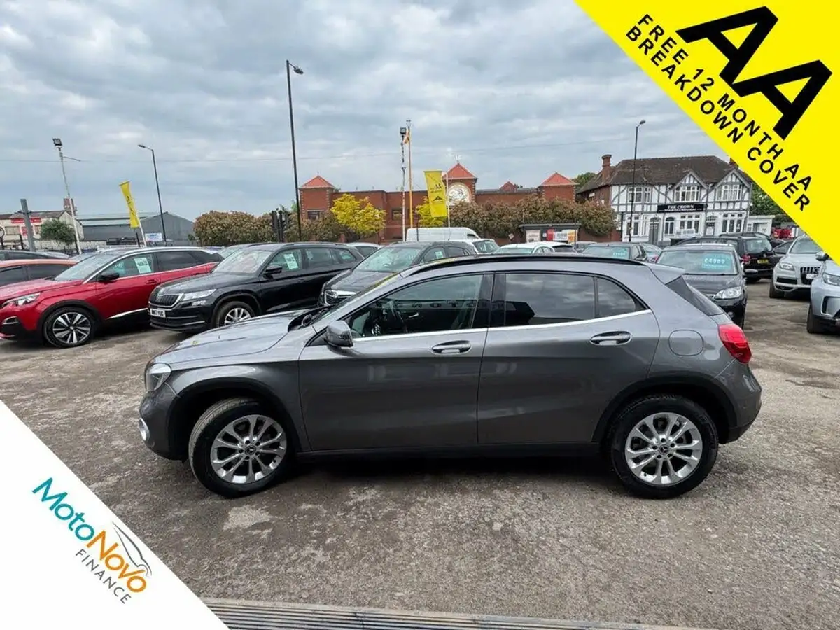2019-mercedes-benz-gla-class-21d-gla-200d-se-executivess-big-2