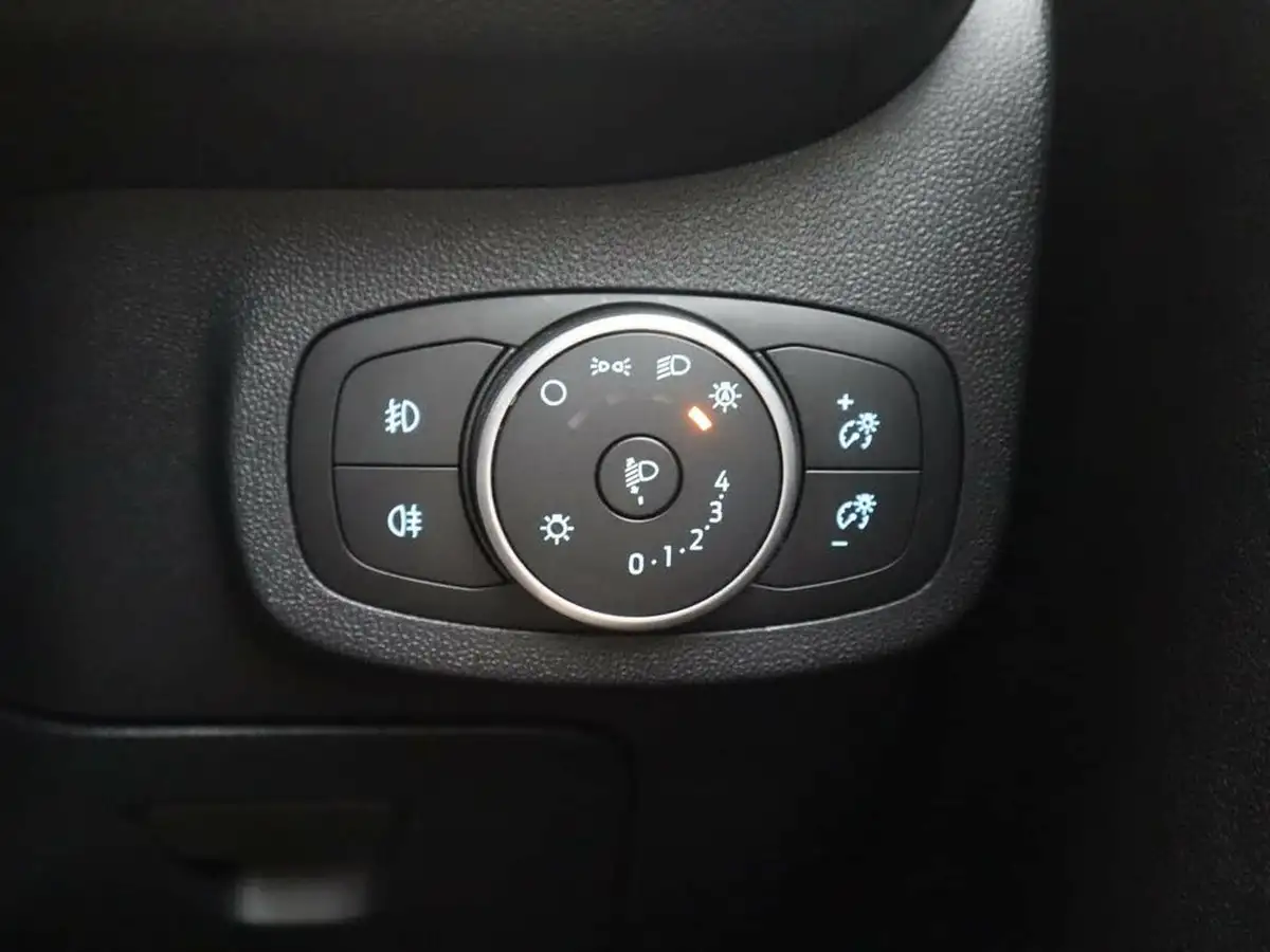 2020-ford-fiesta-10t-st-line-edition-95ps-5d-big-37