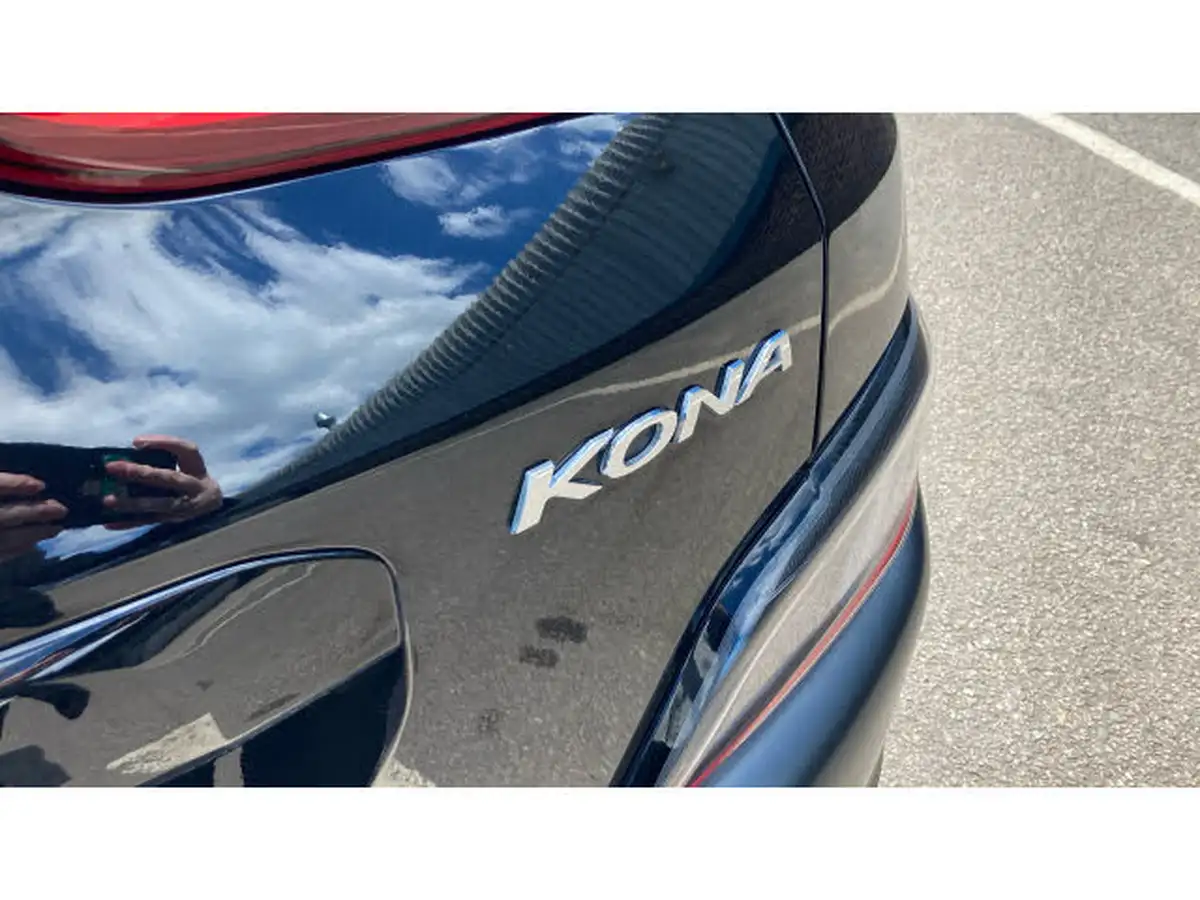 2023-hyundai-kona-16-gdi-ultimate-big-21