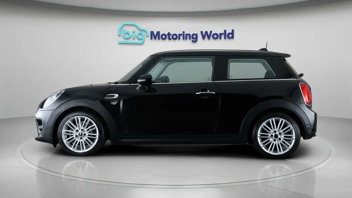 2018-mini-cooper-15-cooper-ss-hatchback-3d-auto-big-4