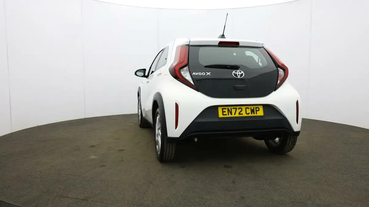 2023-toyota-aygo-x-10-vvt-i-pure-cvt-big-64