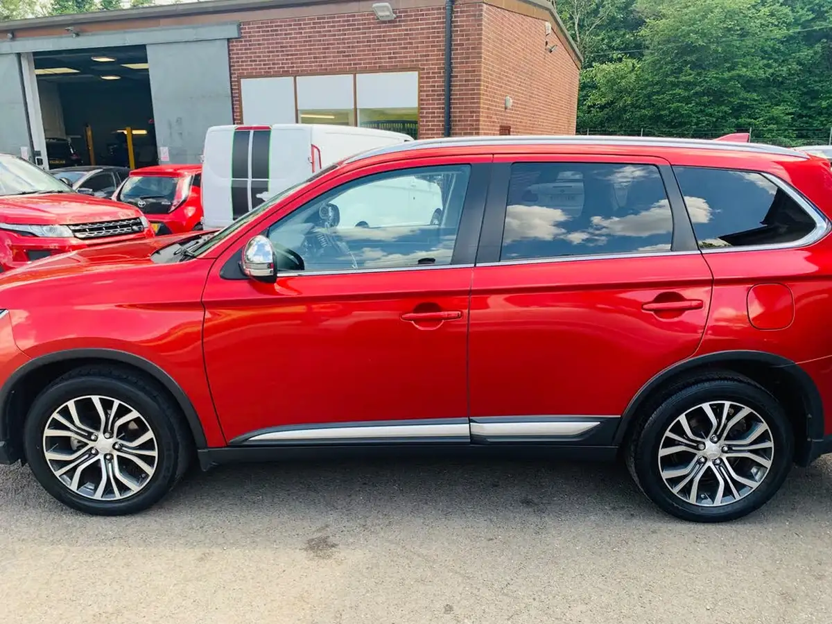 2018-mitsubishi-outlander-22di-d-4-big-3
