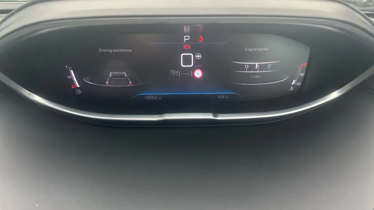 2024-peugeot-3008-suv-12-puretech-allure-130bhp-ss-eat8-big-12