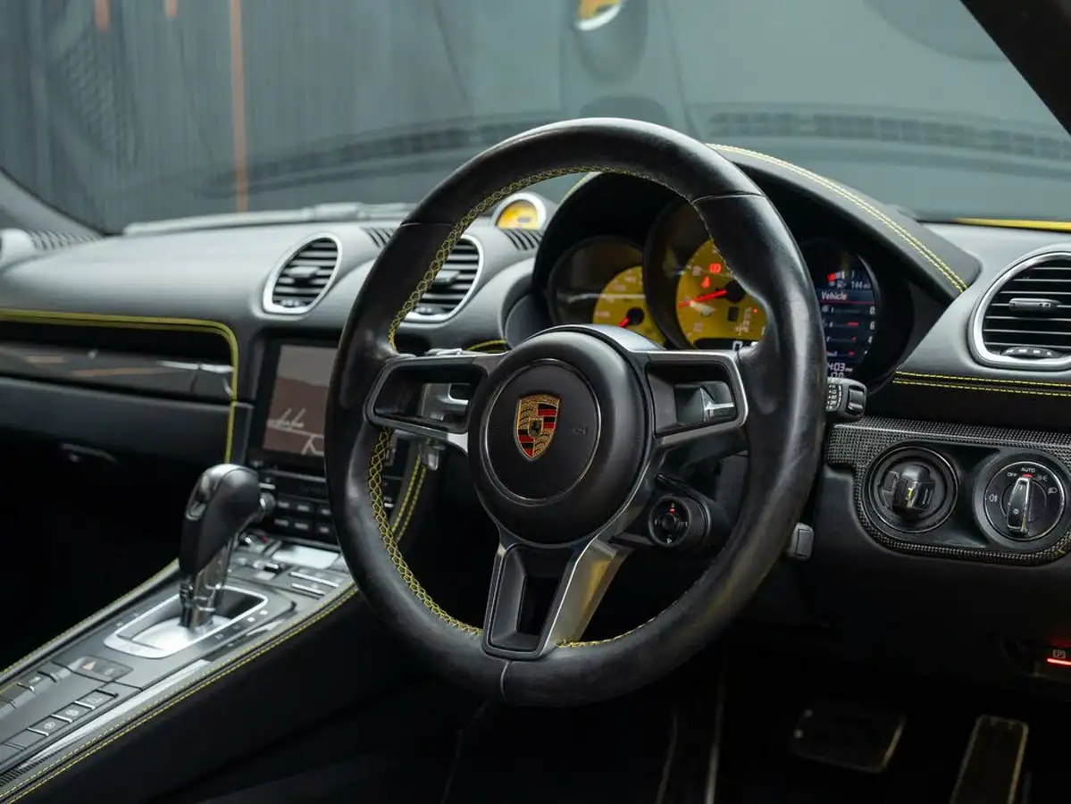 2020-porsche-cayman-718-25-cayman-s-pdk-big-3