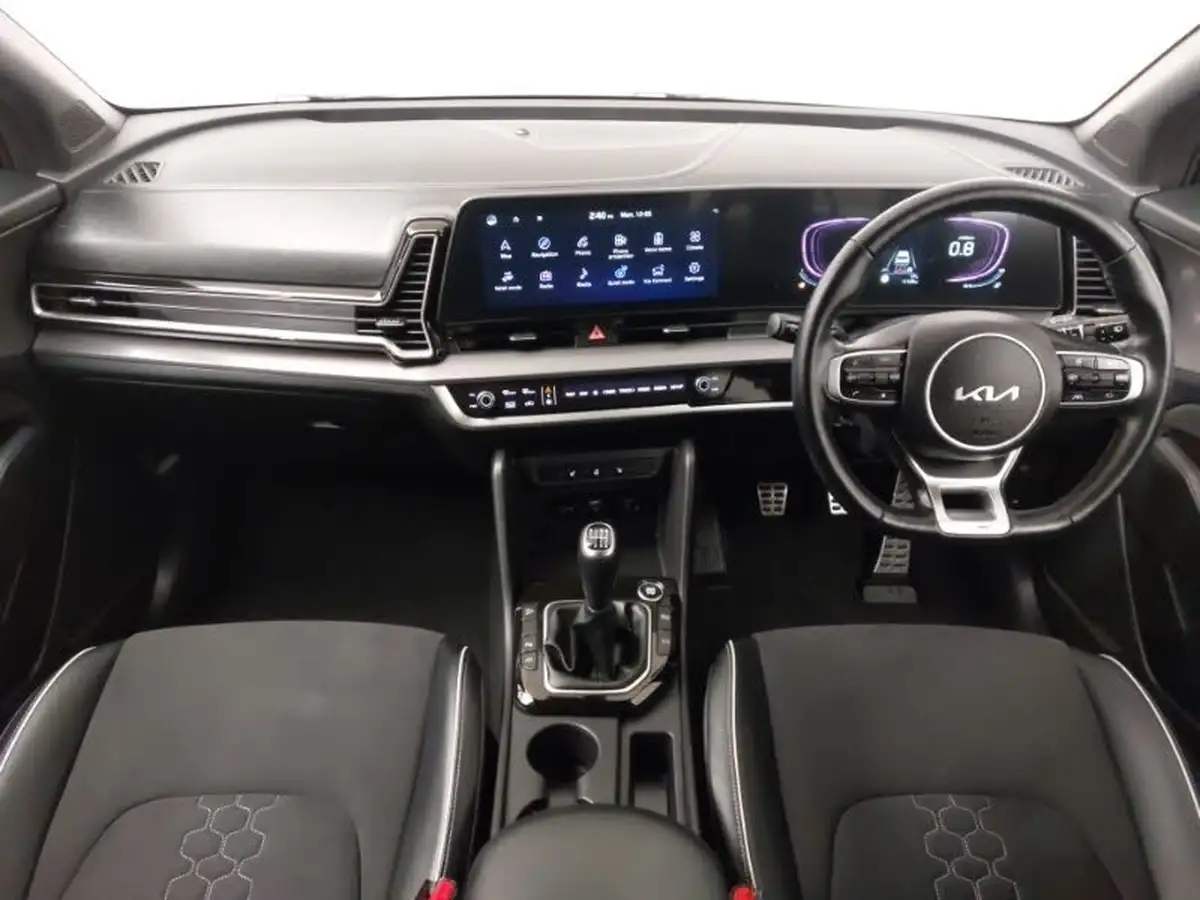 2024-kia-sportage-16-t-gdi-gt-line-148bhp-big-2