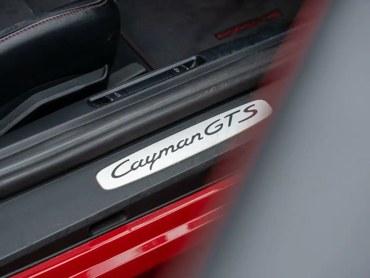 2018-porsche-cayman-718-25-cayman-gts-ss-pdk-big-34