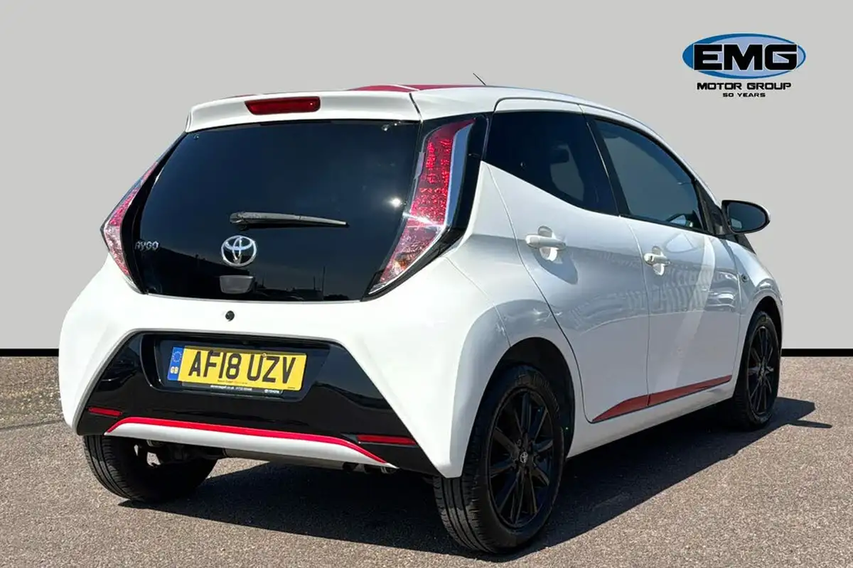 2018-toyota-aygo-10-vvt-i-x-press-71bhp-x-shift-big-6