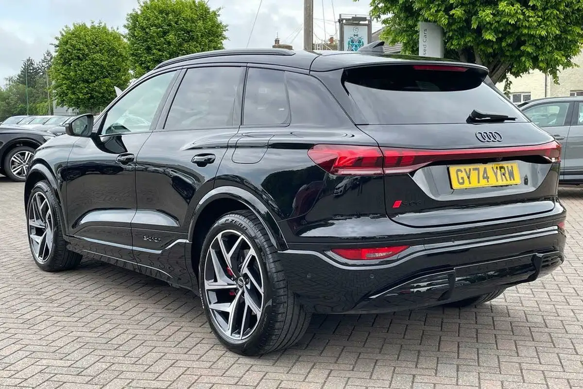 2024-audi-sq6-e-tron-e-edition-1-suv-big-5