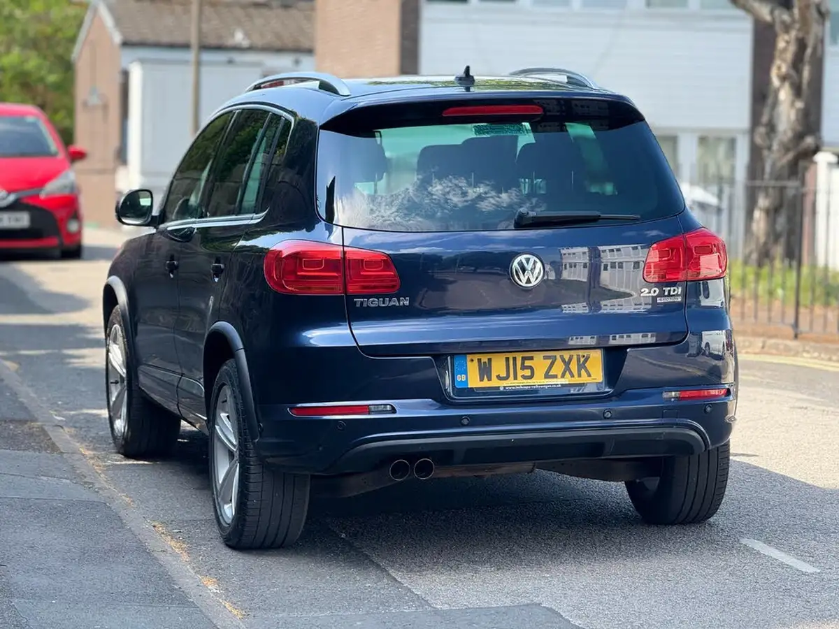 2015-volkswagen-tiguan-20tdi-r-line-140ps-4motion-r-line-bmt-ss-dsg-big-6