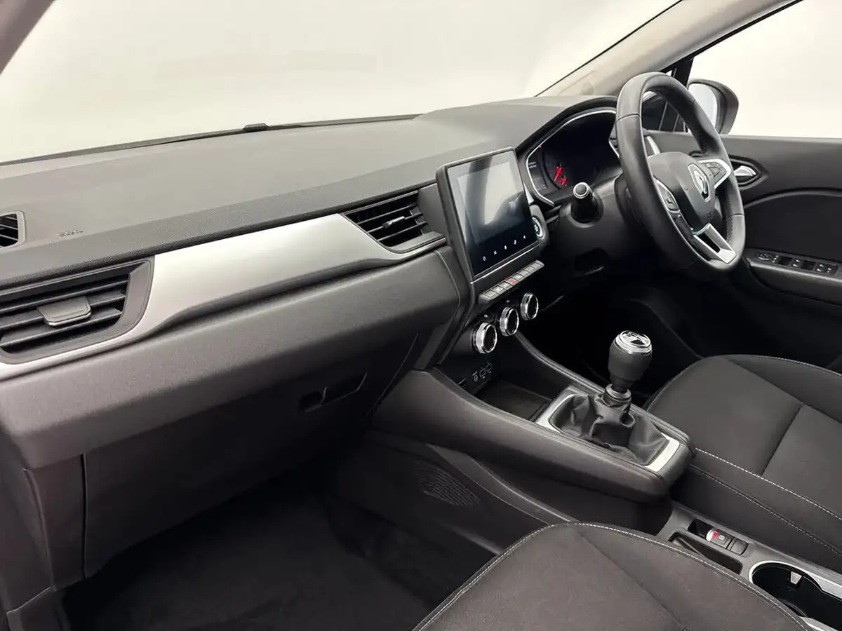 2021-renault-captur-13-tce-iconic-140ps-big-12