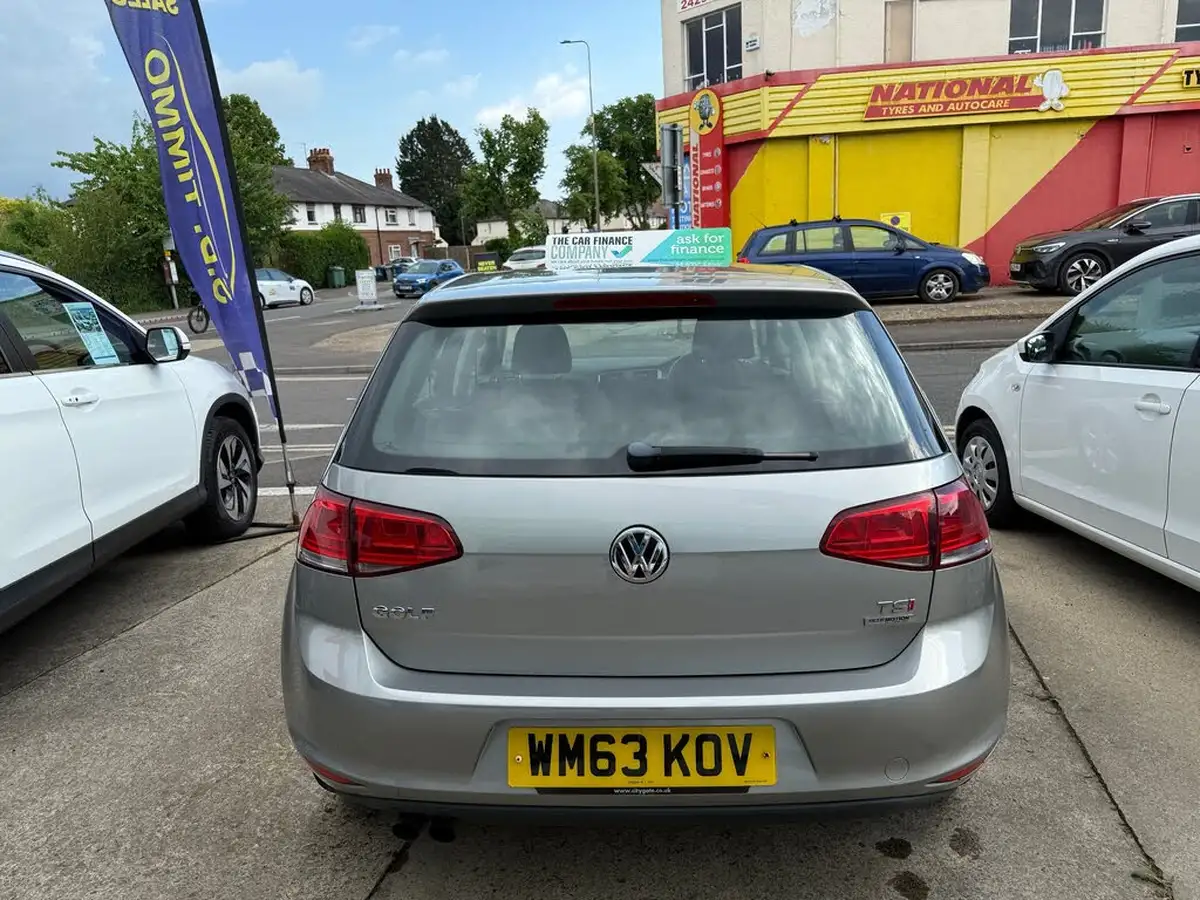 2014-volkswagen-golf-14-se-tsi-122ps-ss-hatchback-5d-1395cc-dsg-big-10