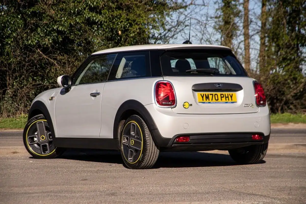 2021-mini-cooper-e-cooper-s-1-big-1