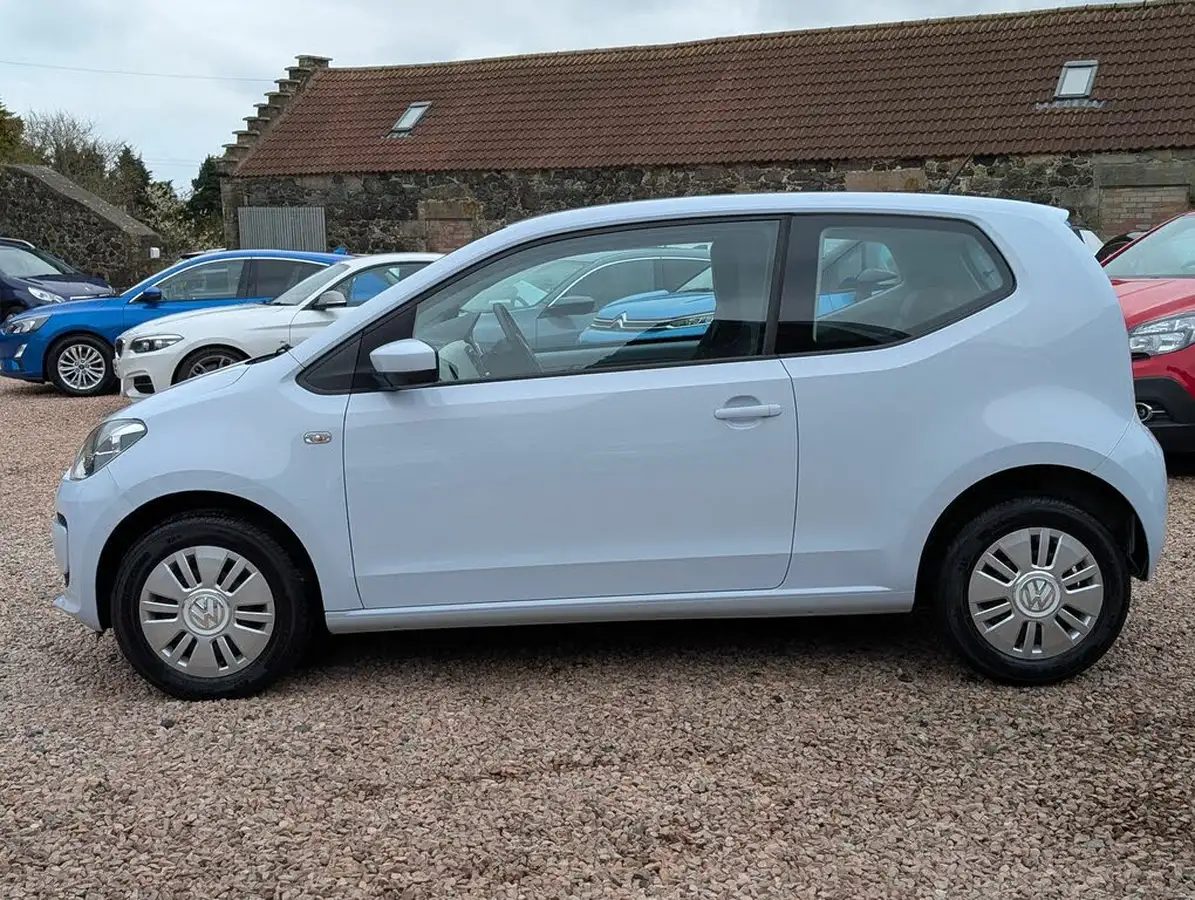 2013-volkswagen-up-10-move-up-59bhp-3d-big-13