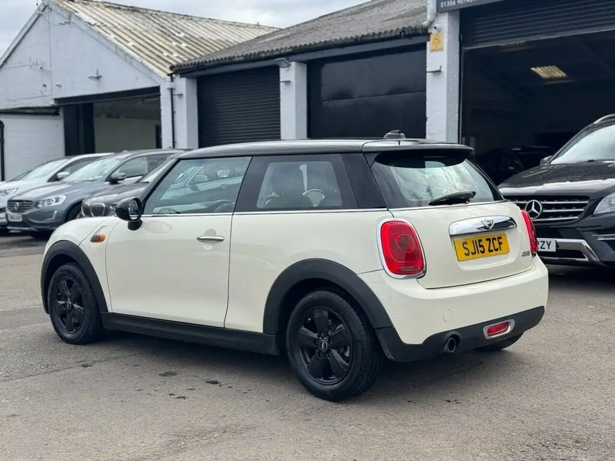 2015-mini-cooper-15-cooper-3d-big-4