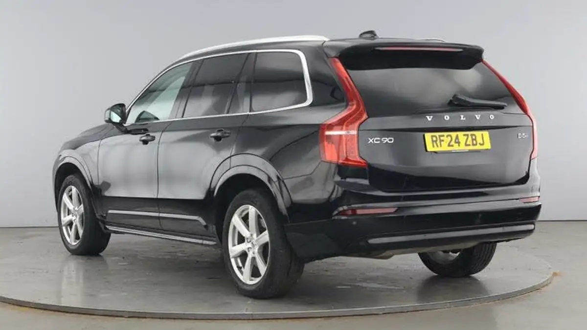 2024-volvo-xc90-20-b5-core-big-2