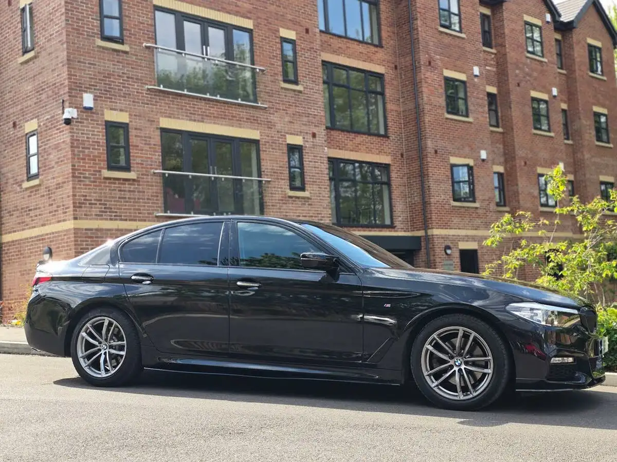 2018-bmw-5-series-20td-520d-m-sport-188bhp-xdrive-saloon-4d-big-16