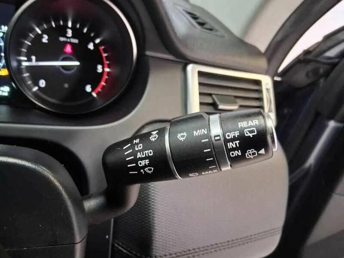2018-land-rover-discovery-sport-20sd4-hse-dynamic-lux-big-27