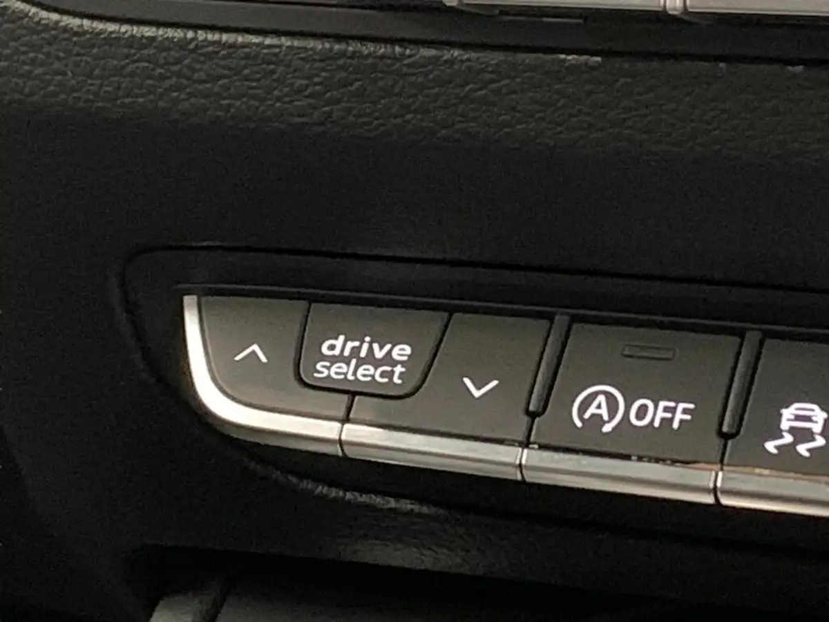 2024-audi-q5-20-tdi-s-line-big-19