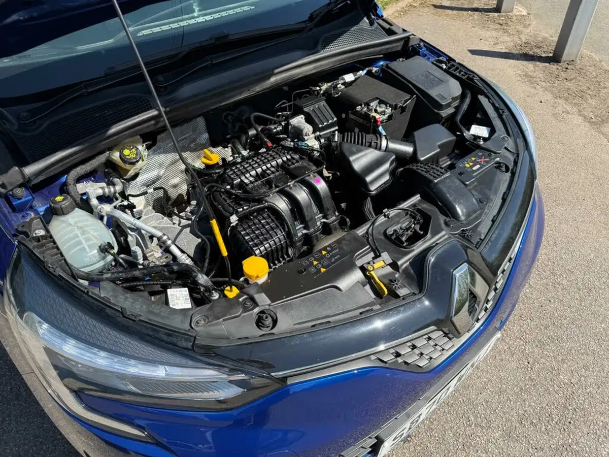 2021-renault-clio-10-sce-play-75bhp-big-9