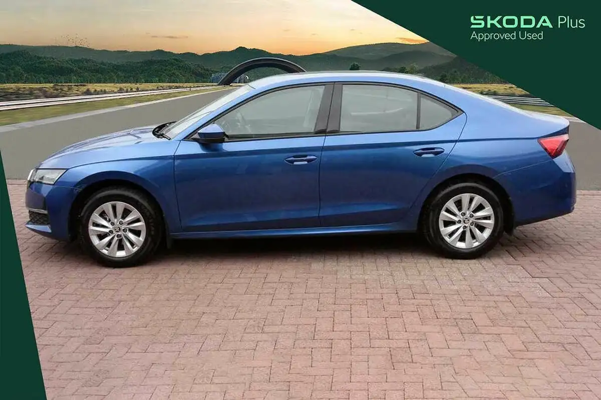 2024-skoda-octavia-15-tsi-e-tec-se-technology-hatchback-big-9