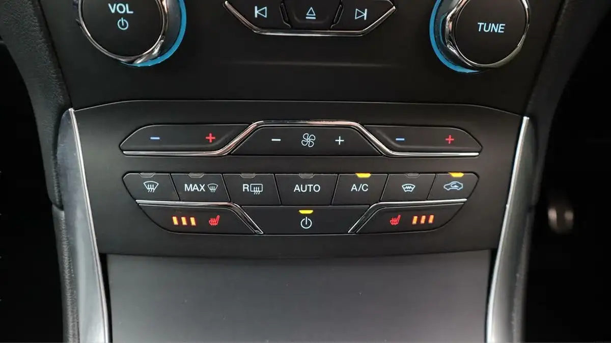 2020-ford-s-max-20-st-line-awd-big-27