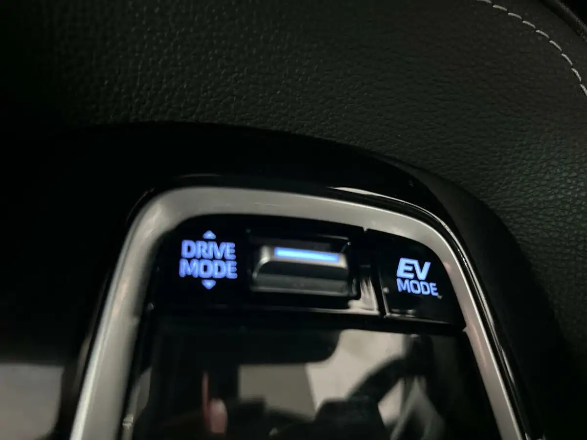 2021-toyota-corolla-18-vvt-i-design-trk-touring-sports-5d-big-23
