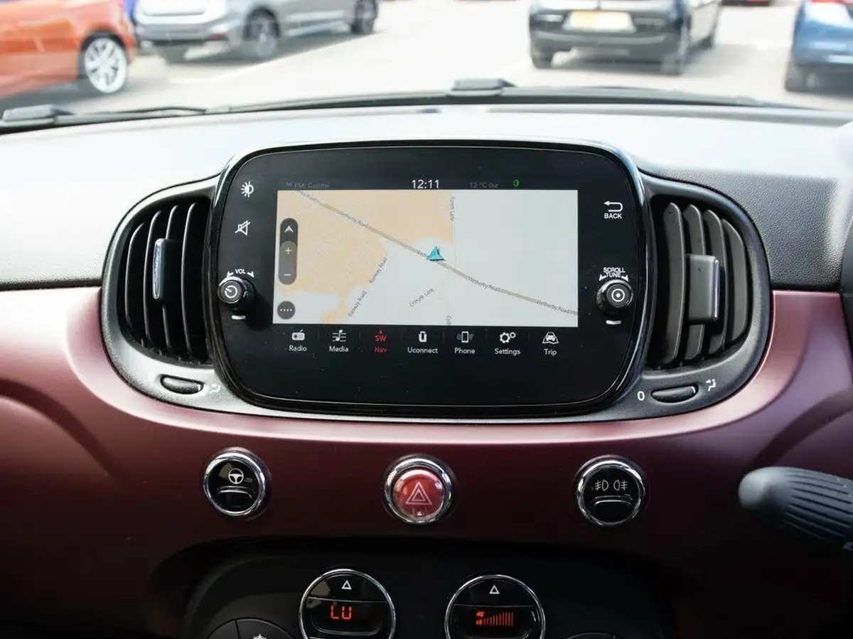 2020-fiat-500-10-star-big-23