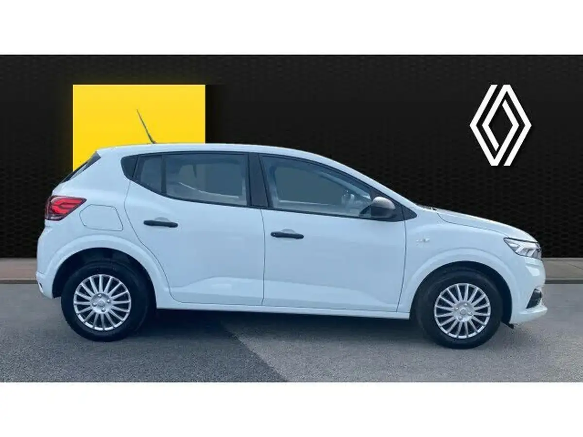 2021-dacia-sandero-10-tce-essential-90bhp-big-4