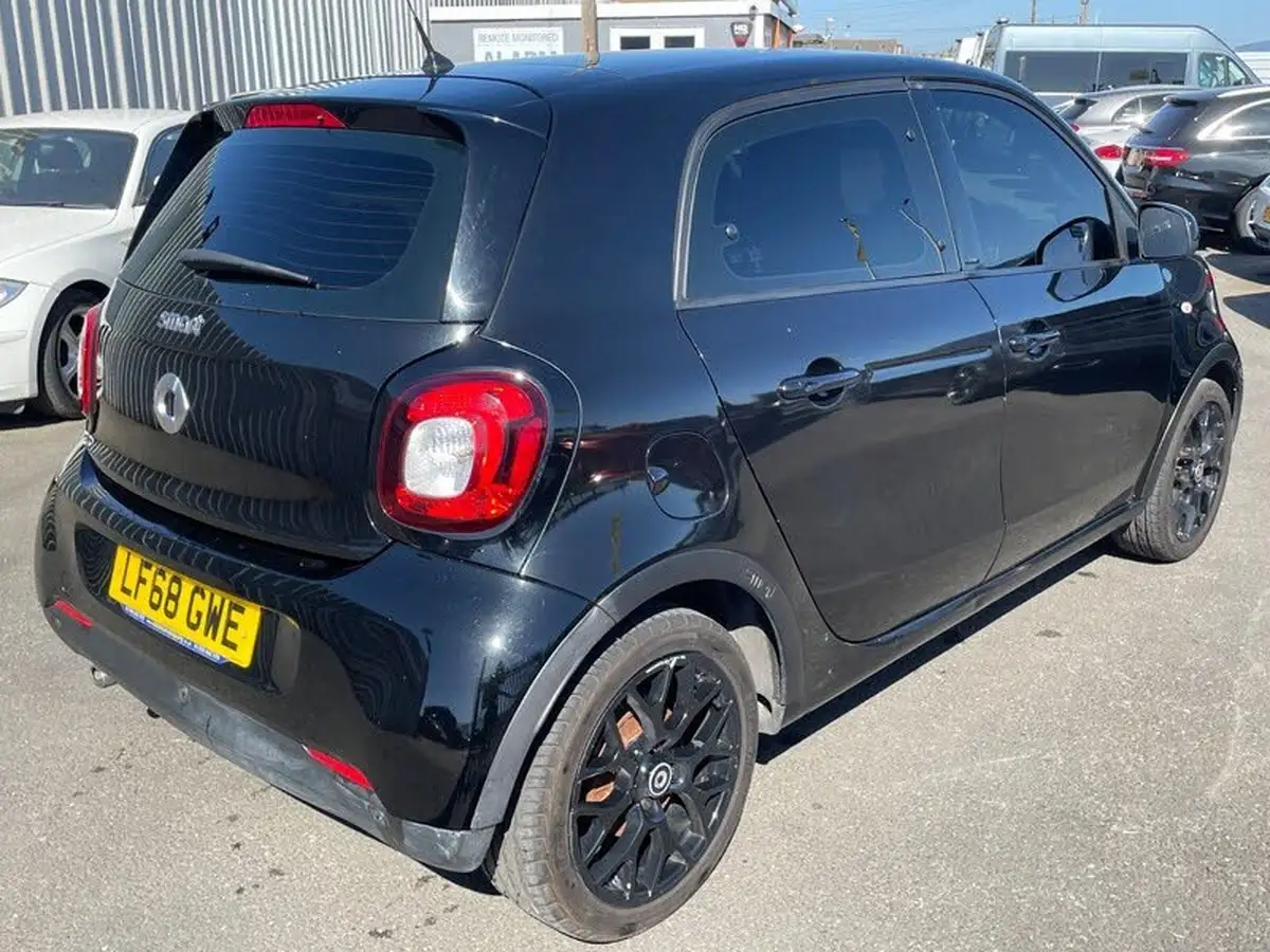2018-smart-forfour-10-prime-sport-premium-twinamic-big-12