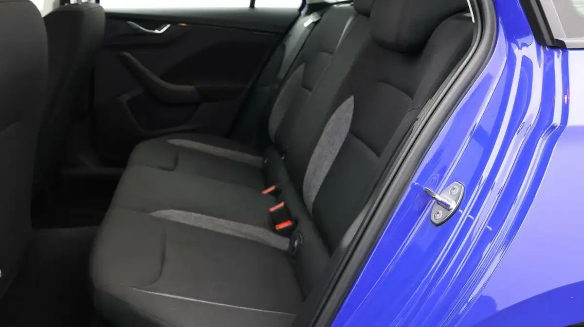 2021-skoda-kamiq-10-tsi-s-big-15