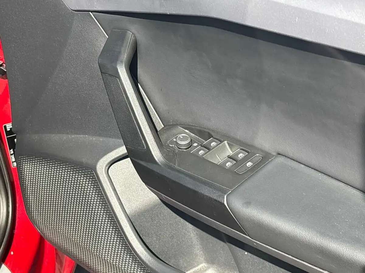 2021-seat-leon-15-tsi-evo-fr-130ps-estate-big-24