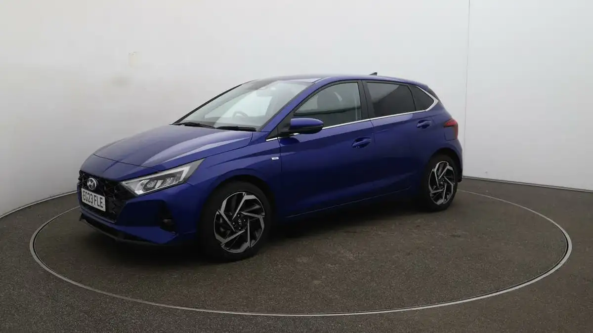 2023-hyundai-i20-10-t-gdi-premium-dct-big-68