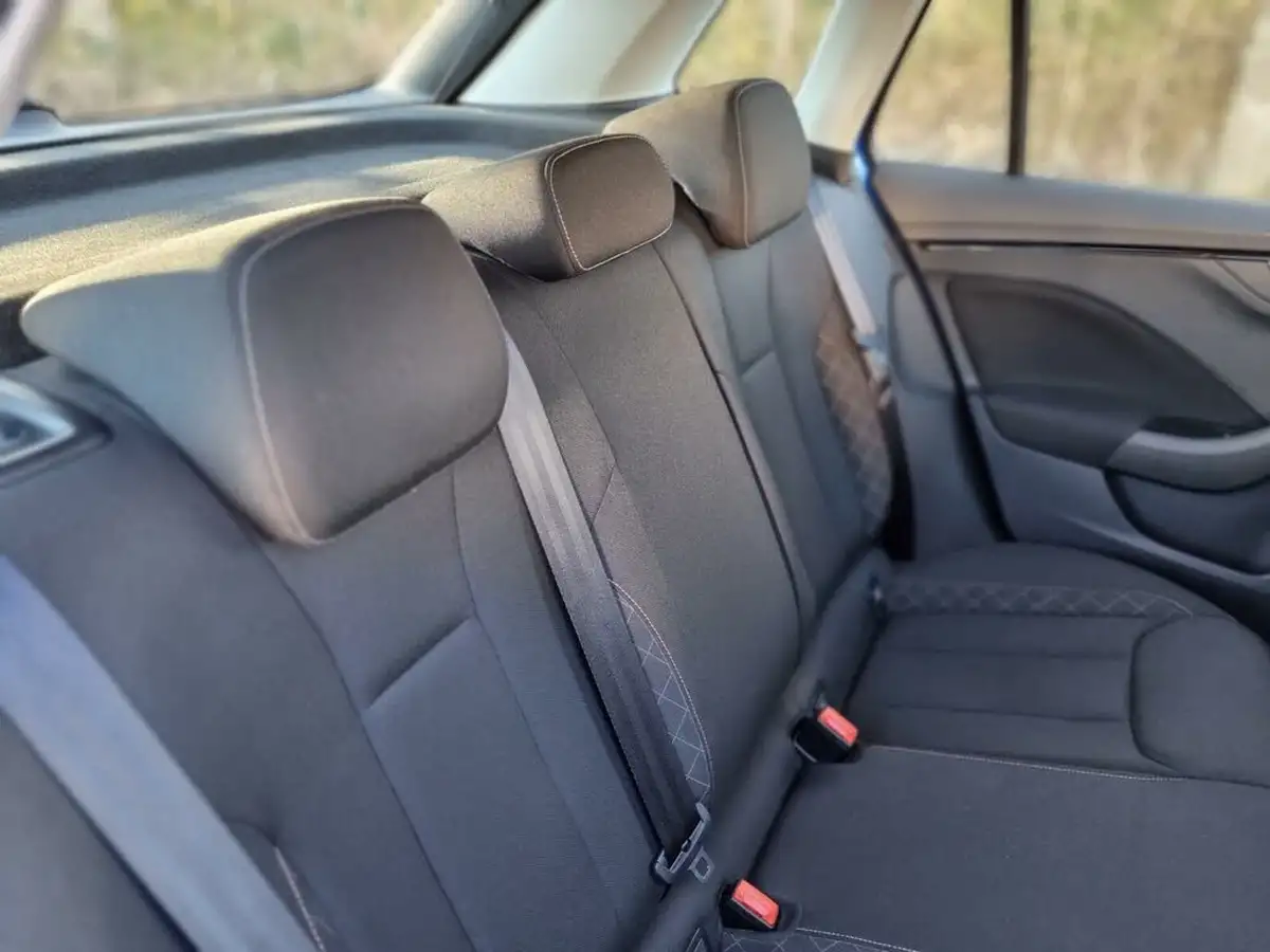 2020-skoda-kamiq-10-tsi-se-95ps-big-32