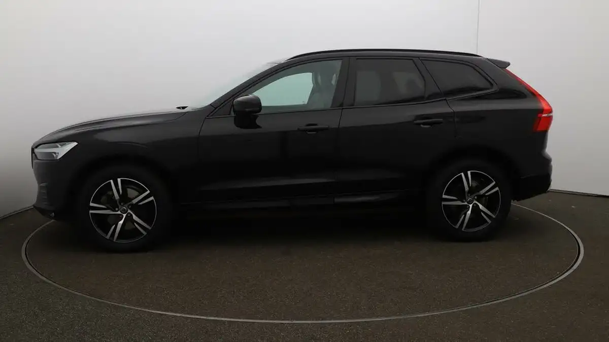 2021-volvo-xc60-20-b5-r-design-awd-big-4