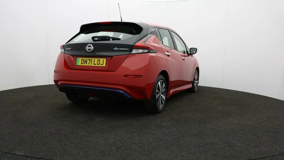 2021-nissan-leaf-e-acenta-big-74