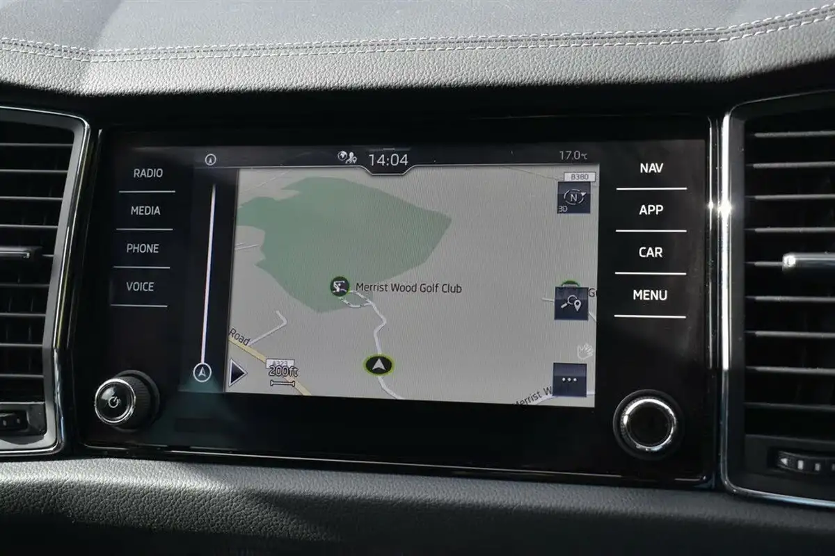 2023-skoda-kodiaq-15-tsi-se-drive-7-dsg-big-10