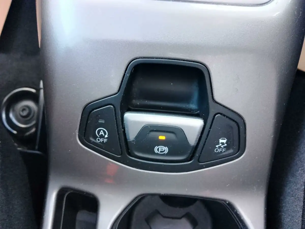 2022-jeep-renegade-10-gse-limited-big-36