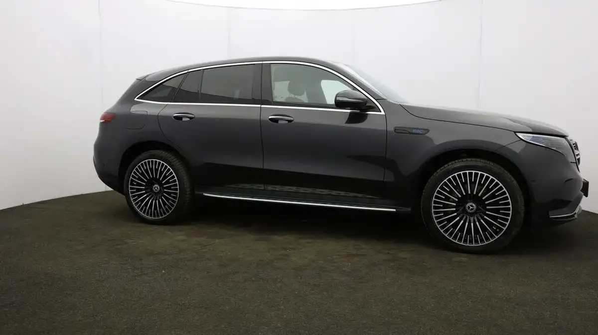 2020-mercedes-benz-eqc-e-eqc-400-amg-line-premium-big-7