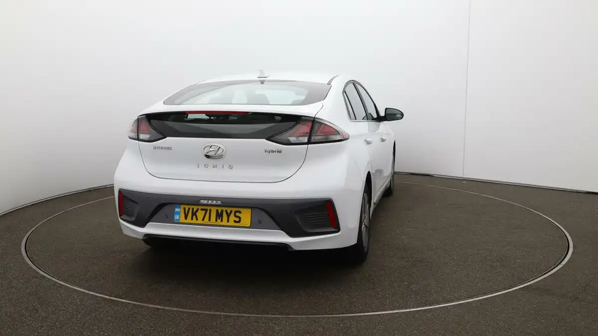 2021-hyundai-ioniq-16-gdi-premium-hybrid-big-49