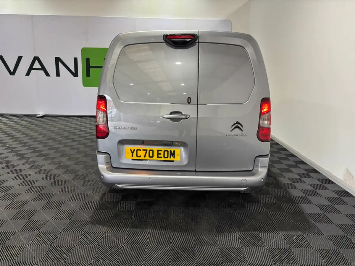 2020-citroen-berlingo-15bluehdi-950-driver-130pseu6dt-e-ss-big-11