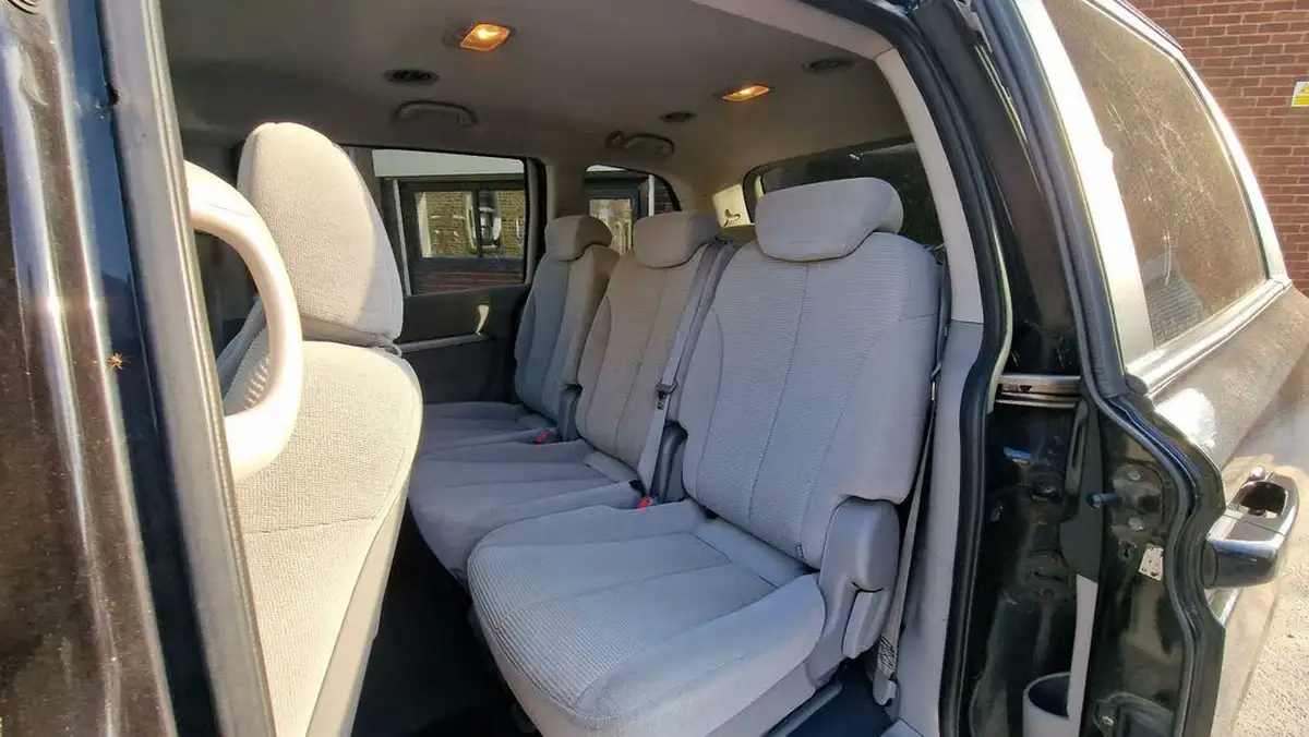 2008-kia-sedona-29td-ls-auto-band-f-big-15